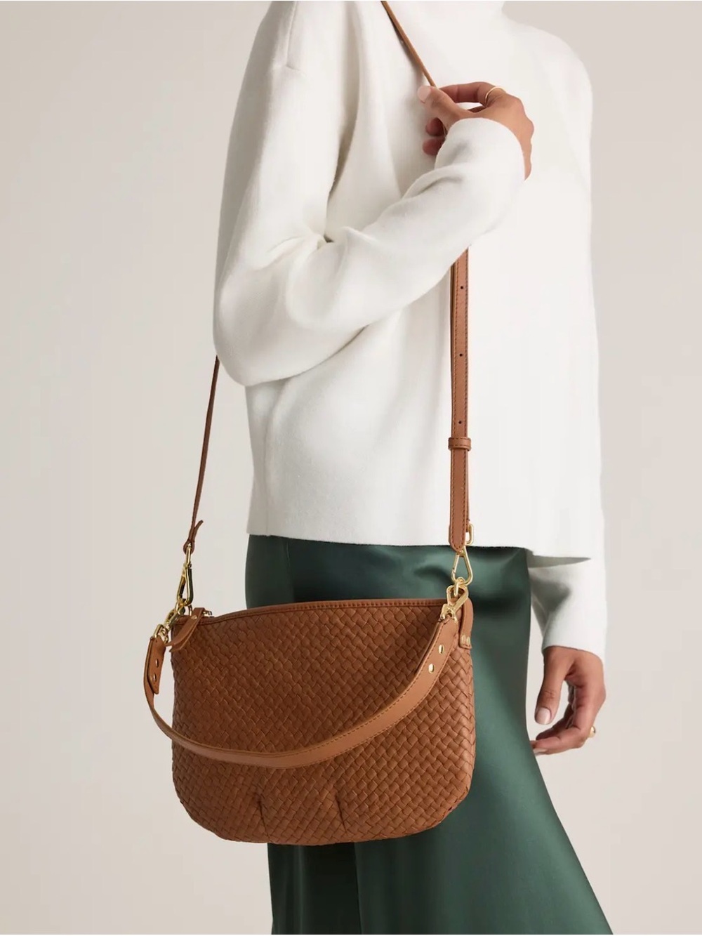🌸QUINCE ITALIAN HANDWOVEN SMALL CROSSBODY BAG NWT🌸PLUS EXTRA STRAP. PRICE FIRM - Picture 7 of 16